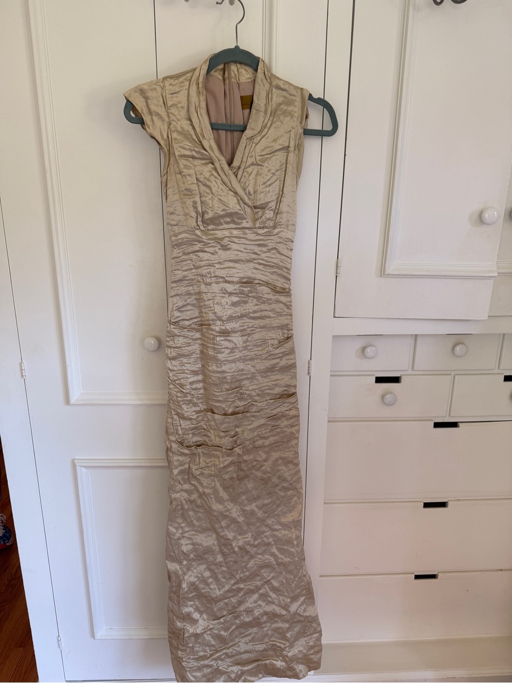 Nicole Miller Champagne Sleeveless Maxi Dress